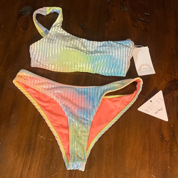 Dippin' Daisy's | Swim | Nwt Dippin Daisys Cali Asymmetrical Bikini Set ...